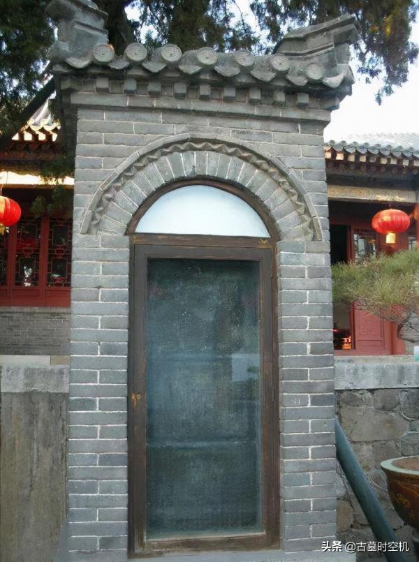 秦始皇泰山封禪“唯一現存實物”：僅有10字的“破石頭”傳奇故事