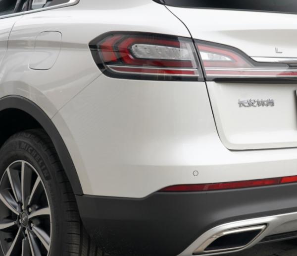 二線豪華SUV對比:林肯航海家or沃爾沃XC60誰更好? 二線豪華SUV對比:林肯航海家or沃爾沃XC60誰更好?