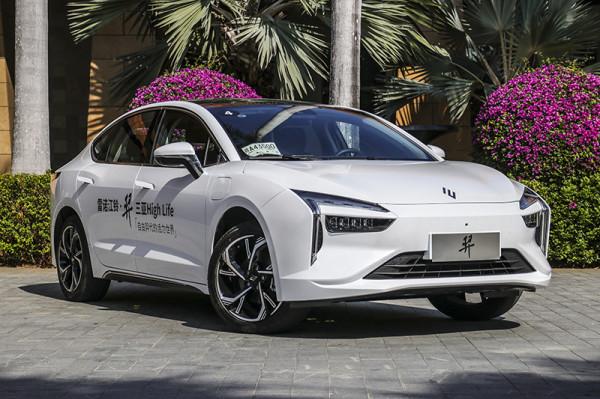 15萬有30萬級的既視感？試駕雷諾江鈴羿光耀豪華長續航版