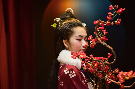 生活在左《九九消寒圖》New Hanfu系列主題釋出會