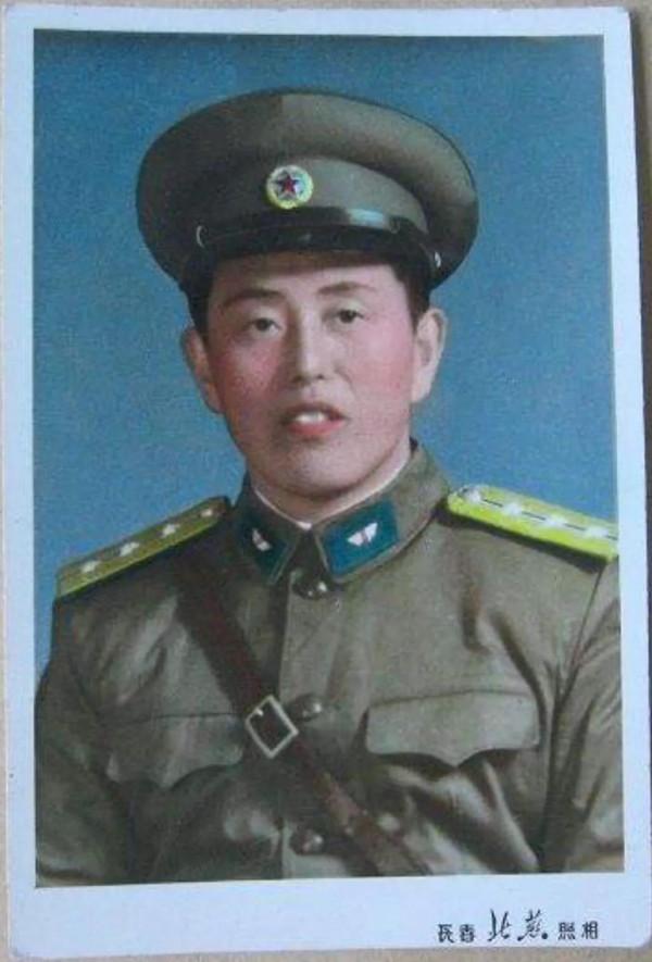 建國初期的共和國軍人：一組上色老照片，重溫那段激情燃燒的歲月