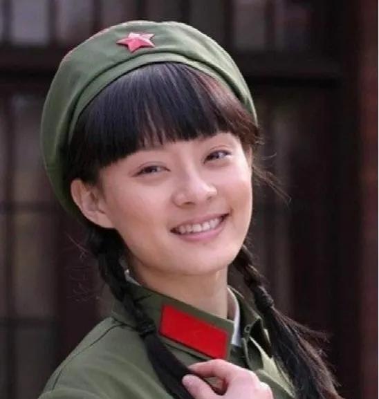 矯揉造作就別演軍旅劇了，這9位女星告訴你，什麼叫軍人那股勁兒