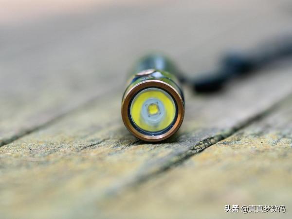 2021強光手電選購經驗 篇一:盤點我的高性價比強光手電筒 2021強光手電選購經驗 篇一:盤點我的高性價比強光手電筒