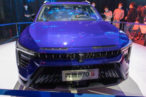 一汽奔騰旗下首款SUV——奔騰B70S正式亮相 一汽奔騰旗下首款SUV——奔騰B70S正式亮相