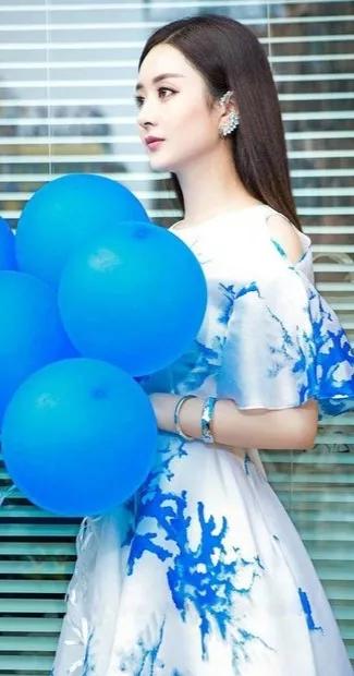 趙麗穎美照一冊，欣賞