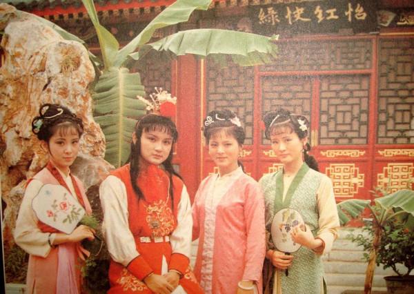 深讀《紅樓夢》:茜雪不是被攆走的,她的故事隱喻了釵黛的結局 深讀《紅樓夢》:茜雪不是被攆走的,她的故事隱喻了釵黛的結局