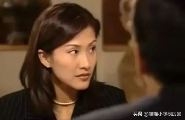 小眼睛塌鼻樑笑露牙齦,五官不端正卻依舊迷人的明星,只服這5位 小眼睛塌鼻樑笑露牙齦,五官不端正卻依舊迷人的明星,只服這5位