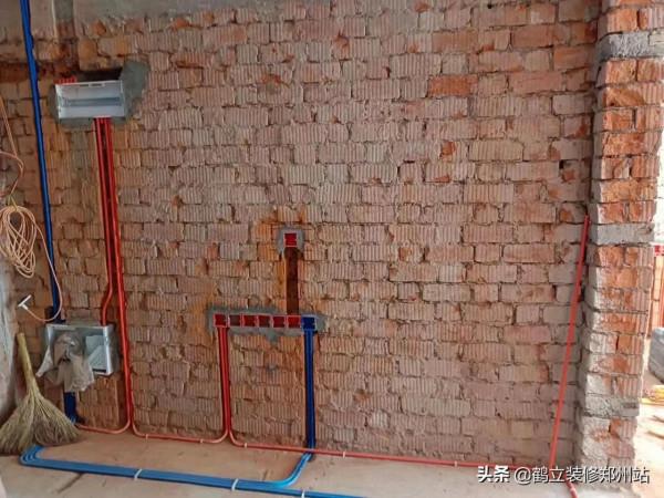 水電施工中……