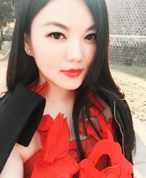 郭晶晶和李湘,究竟誰更豪門?網友:教科書式演繹 郭晶晶和李湘,究竟誰更豪門?網友:教科書式演繹