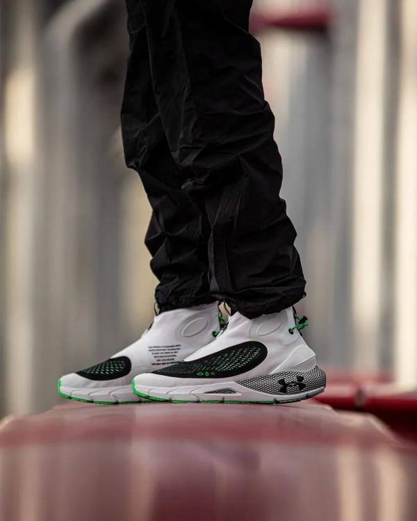 月買鞋花了 2W 多!一雙 Nike 血虧!但有個市價翻 5 倍 月買鞋花了 2W 多!一雙 Nike 血虧!但有個市價翻 5 倍