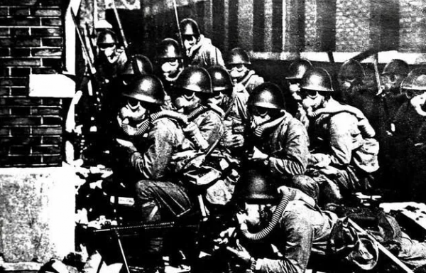 2003年工人挖出5個日軍遺留鐵桶，致1死43中毒，日本賠了多少錢？