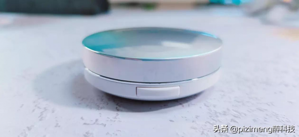 自帶濾鏡，瀟灑出街——水肌美BB霜