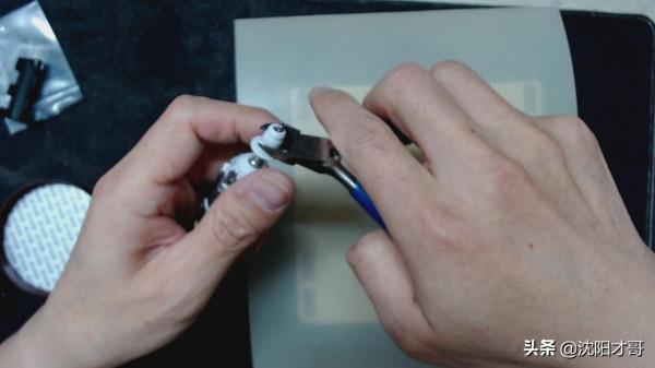 飛利浦HX9332電動牙刷維修——滿血復活 飛利浦HX9332電動牙刷維修——滿血復活