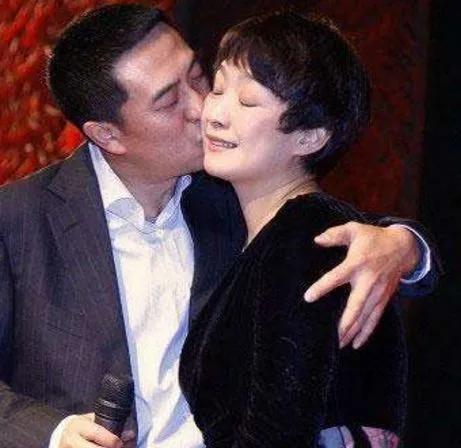 國民爸爸張嘉譯熒幕之後的那些事兒