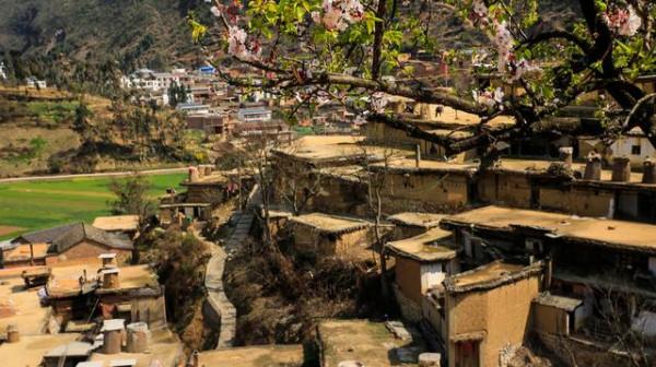 雲南這座低調村落,遍地泥土房,卻被譽為“建築史上的活化石” 雲南這座低調村落,遍地泥土房,卻被譽為“建築史上的活化石”