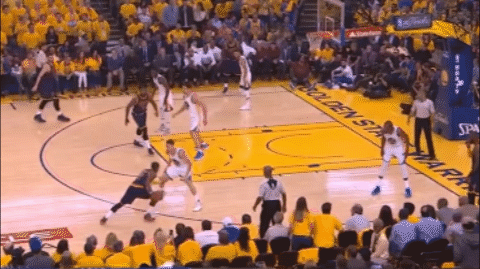 湯普森這防守細節太牛了！我也就只看了58遍而已