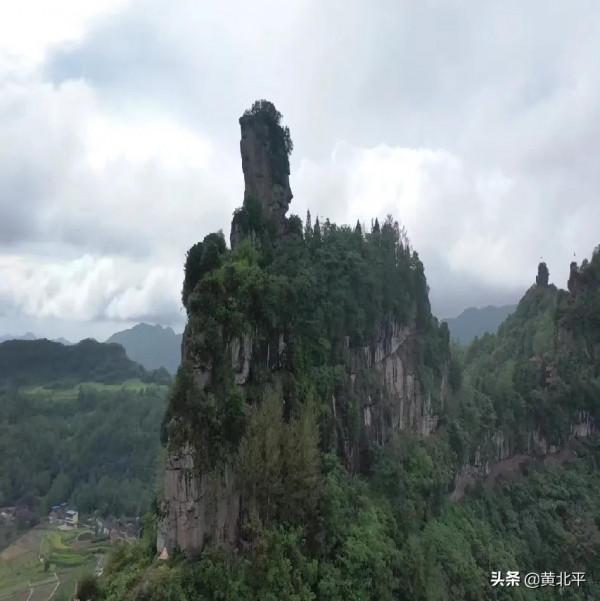 萬州人頭寨風景圖