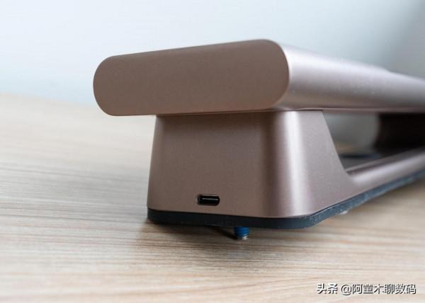 密碼鎖+可視貓眼+米家APP實時監控，黑科技堆滿，鹿客智慧鎖體驗