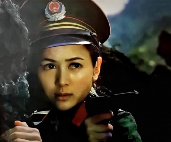 老照片：46位80年代明星軍裝照 龔雪 葛優 劉曉慶 李秀明 遲志強 傅藝偉