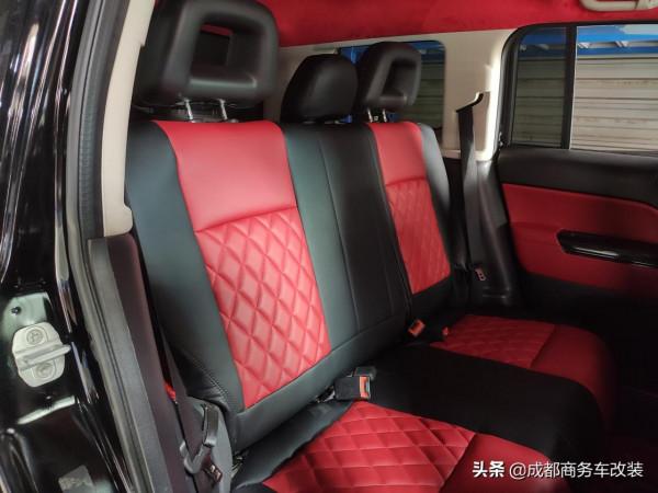 開了快8年的吉普自由客翻新內飾,徹底解決掉異味,駕駛更舒適 開了快8年的吉普自由客翻新內飾,徹底解決掉異味,駕駛更舒適