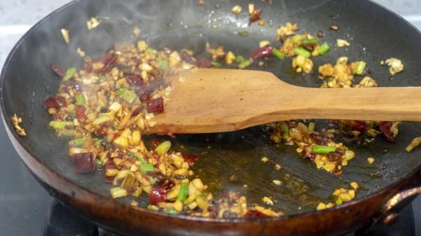 孩子放假，一家人的早中晚餐食譜，葷素搭配營養均衡，頓頓都吃光