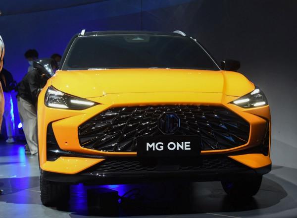 兩種風格、標配豐富,搭1.5T發動機,MG ONE售10.78萬起 兩種風格、標配豐富,搭1.5T發動機,MG ONE售10.78萬起