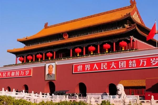 天安門的設計者是誰?其名字十人九不知,設計天安門時年僅18歲 天安門的設計者是誰?其名字十人九不知,設計天安門時年僅18歲