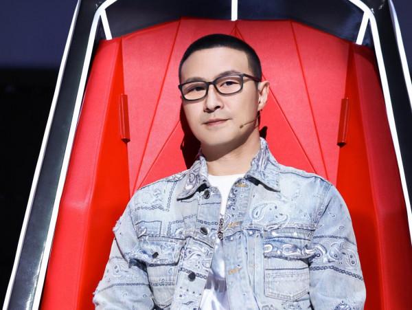 依加輸得意難平?其實四位導師都有暗示,只不過李克勤挑明瞭而已 依加輸得意難平?其實四位導師都有暗示,只不過李克勤挑明瞭而已