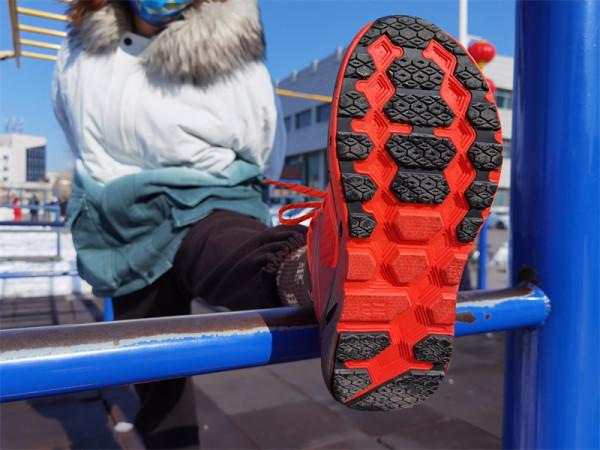 體驗跑步的樂趣-R2雲跑緩減震馬拉松長跑網面運動鞋 體驗跑步的樂趣-R2雲跑緩減震馬拉松長跑網面運動鞋