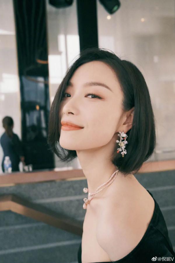 嚴肅護膚 | 讓趙麗穎誇漂亮的嘴，到底要下多少功夫