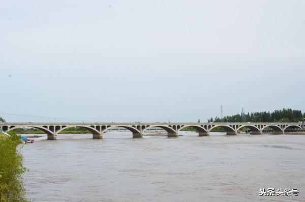 兩個落水者,為什麼近視的那個存活了下來? 兩個落水者,為什麼近視的那個存活了下來?