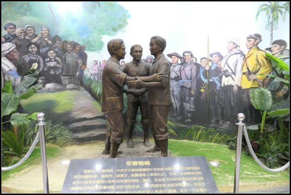 堅持23年鬥爭的瓊崖縱隊，55年授銜時為何只有一箇中將？兩個原因