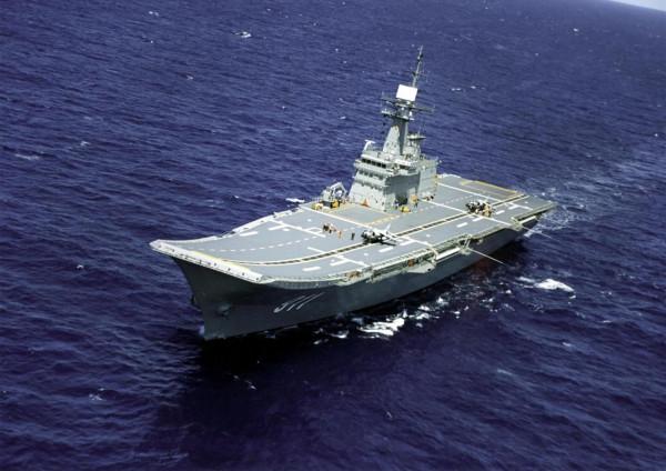 &OpenCurlyDoubleQuote;差克里&CenterDot;納呂貝特&rdquo;號航空母艦圖集（70圖）