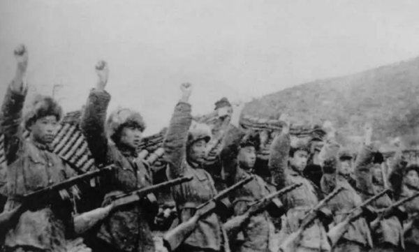 志願軍高炮部隊,抗美援朝擊落美軍2300架戰機,比導彈還強 志願軍高炮部隊,抗美援朝擊落美軍2300架戰機,比導彈還強