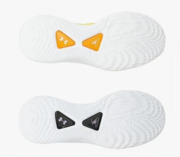 庫裡9代曝光！外形好似休閒鞋，中底科技沒變化，UA不想玩啦？