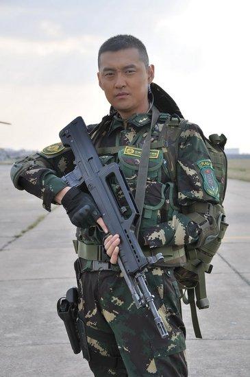 當年《我是特種兵》爆火,只有“反派”成一線,主演卻淪為配角? 當年《我是特種兵》爆火,只有“反派”成一線,主演卻淪為配角?