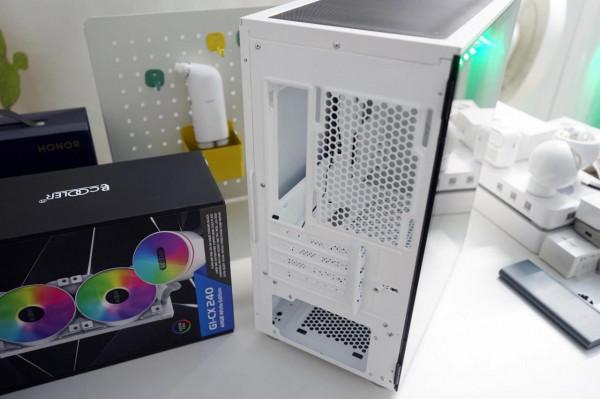 沒顯示卡如何組裝價效比主機？三千多的電腦遊戲、辦公都很值