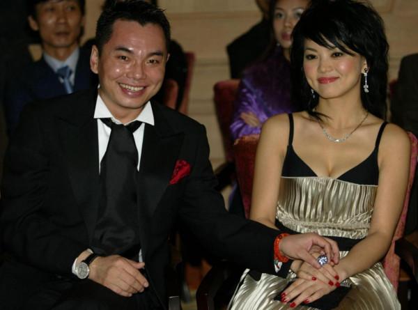 李湘離婚風波後首現身，坐豪車與神秘男子外出，她快樂嗎？