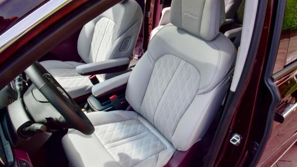 空間和配置不輸豐田埃爾法，新款別克GL8艾維亞更值得買嗎？