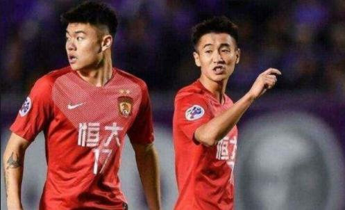 恆大VS國安首發浮現：國足飛翼迴歸，功勳王牌領銜中場，韋少衝鋒