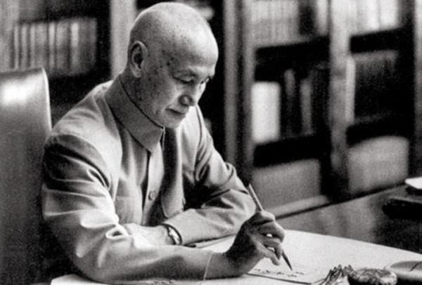 1949大陸解放後，控制中國十多年的四大家族去哪兒了？