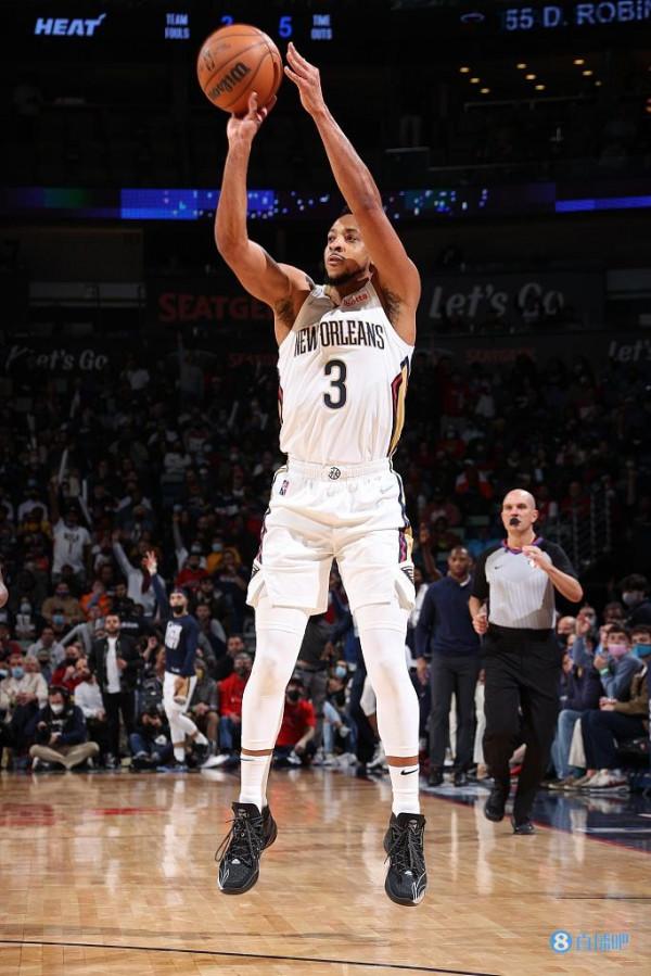 CJ加盟鵜鶘以來4場場均26分7籃板5&period;5助攻 投籃命中率50&period;6&percnt;