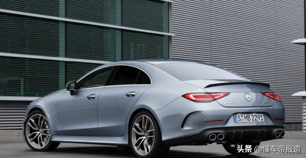 新車 &vert; 原廠&OpenCurlyDoubleQuote;黑化&rdquo;風格，百公里加速4&period;5秒，CLS53 AMG官圖釋出