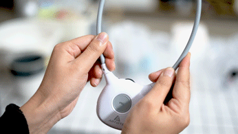 雅天APH100無線老人耳機 輕鬆解決父母聽力不好