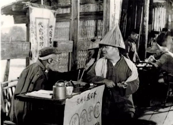 1400年曆史的古橋，藏在小鎮上，竟然還是中國古廊橋的孤例