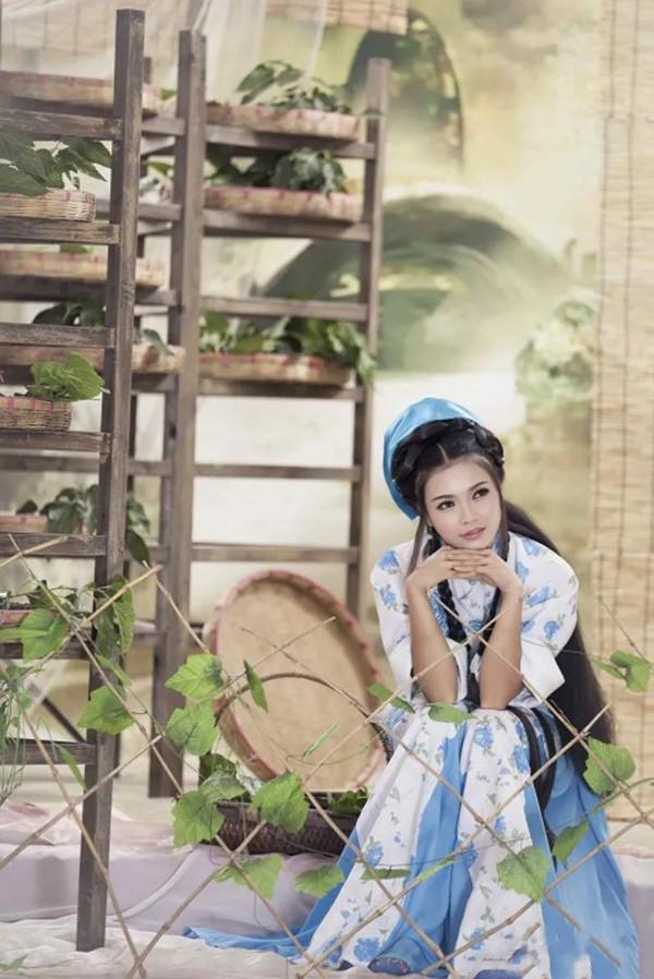 挖蓮郎巧對採桑女(對聯故事) 挖蓮郎巧對採桑女(對聯故事)