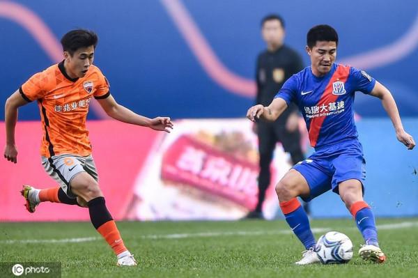 足協盃-申花總比分1-0深足晉級四強 戴偉浚造險曾誠獻神撲 足協盃-申花總比分1-0深足晉級四強 戴偉浚造險曾誠獻神撲