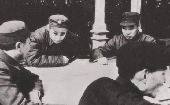 日本少佐被我軍俘虜，大膽提出要一把手槍，從此我軍多一個新軍種