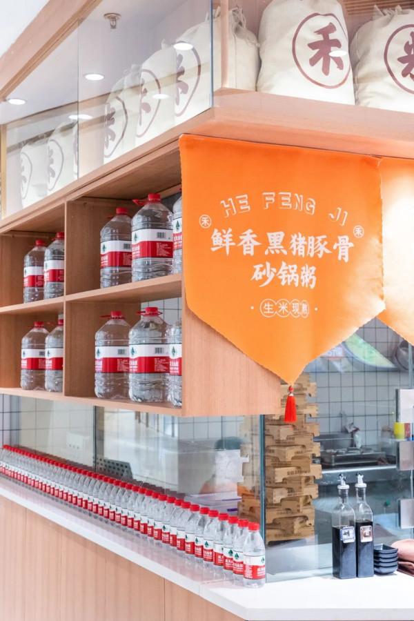 6年了！這家爆開100+門店的「神級砂鍋粥」，29.9元吃到撐