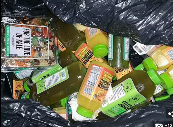 哥大畢業投行富家女,竟街頭拾荒4年,美國網友還瘋狂點贊 哥大畢業投行富家女,竟街頭拾荒4年,美國網友還瘋狂點贊